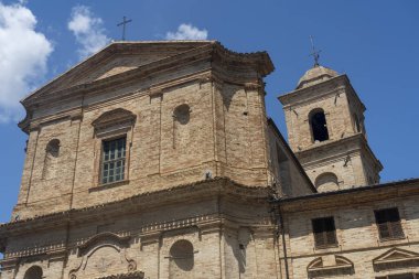 Monte Giberto, Fermo, Marches, Italy: medieval village. Facade of historic buildings, church