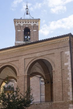 Fabriano, Ancona, Marche, İtalya: tarihi binaların dışı