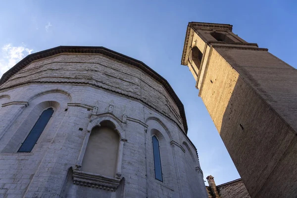 Fabriano Ancona Marche Italy 历史教堂外部 — 图库照片