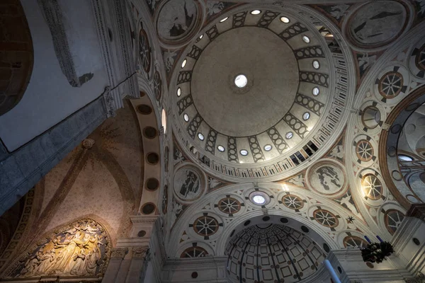 Mediolan Lombardia Włochy Wnętrze Zabytkowego Kościoła Santa Maria Delle Grazie — Zdjęcie stockowe