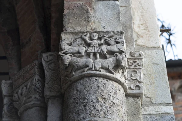 Milão Lombardia Itália Exterior Igreja Medieval Sant Ambrogio Fachada Decial — Fotografia de Stock