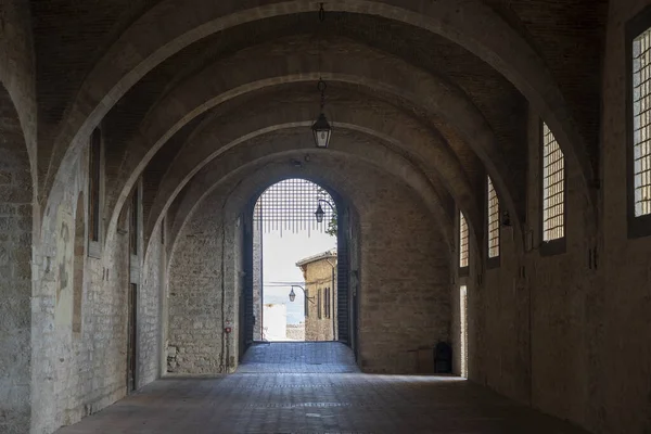 グビオ ペルージャ ウンブリア イタリア 中世都市の歴史的建造物 — ストック写真