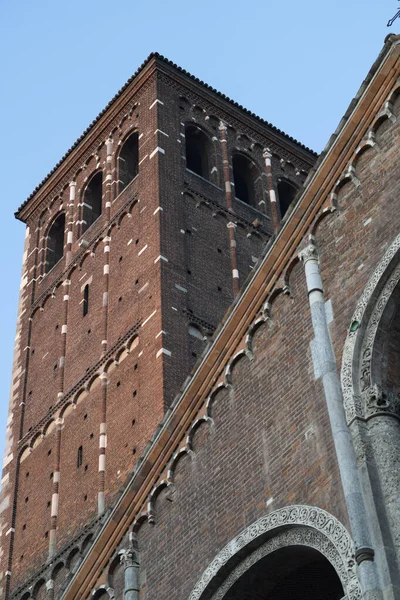 Milan Lombardy Talya Sant Ambrogio Nun Ortaçağ Kilisesinin Dışı Cephe — Stok fotoğraf