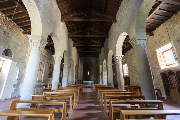 Pian Sco Arezzo Toskania Włochy Wnętrze Średniowiecznego Kościoła — Zdjęcie stockowe