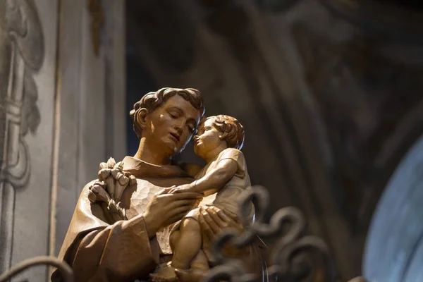 Statue Sant Ambrogio Church Milan Lombardy Italy — Stock Photo, Image