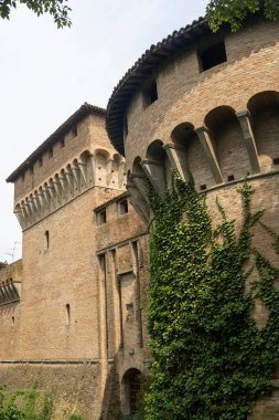 Forli, Emilia Romagna, İtalya 'daki ortaçağ şatosunun dışı