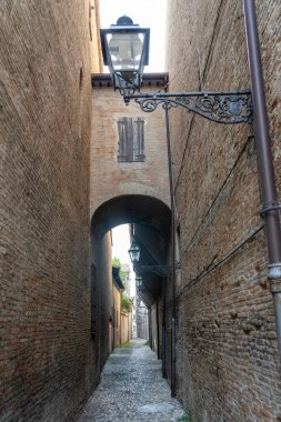 Forli 'deki eski sokak, Emilia Romagna, İtalya