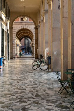 Forli 'deki eski portico, Emilia Romagna, İtalya