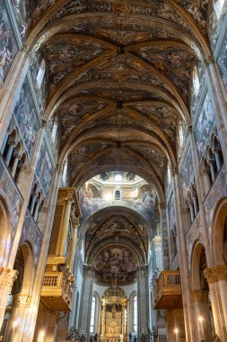 Parma, Emilia-Romagna, İtalya 'nın Ortaçağ Katedrali' nin (Duomo) İçi.