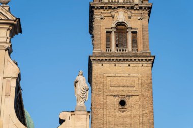 Parma, Emilia-Romagna, İtalya: San Giovanni Evangelista Kilisesi 'nin dışı