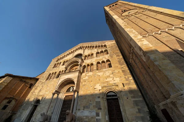 Buiten Middeleeuwse Kathedraal Duomo Van Parma Emilia Romagna Italië — Stockfoto
