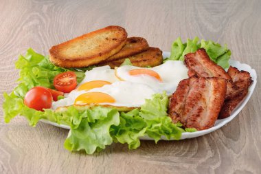 Pastırmalı yumurta