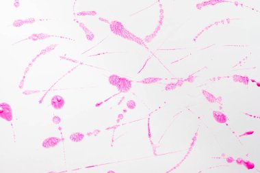 Pembe oje smear beyaz boş alan