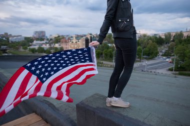 Bize şehir özgeçmişlerine bayraklı ile kız