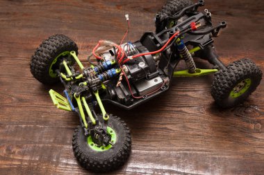 RC araba modeli oyuncak tekerlek olmadan