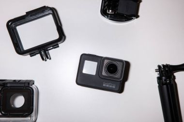 GoPro Hero 5 eylem kamera aksesuarları ile