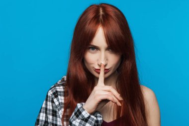 Oynak genç kadın sırları. Sessiz jest