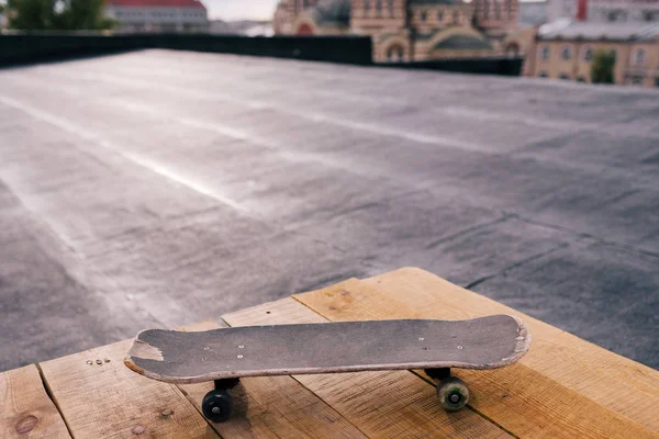 Skateboard close-up met kopie ruimte — Stockfoto