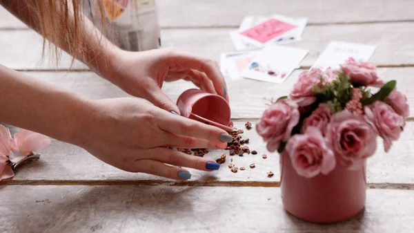 Proceso de decoración entre bastidores para rodaje — Foto de Stock