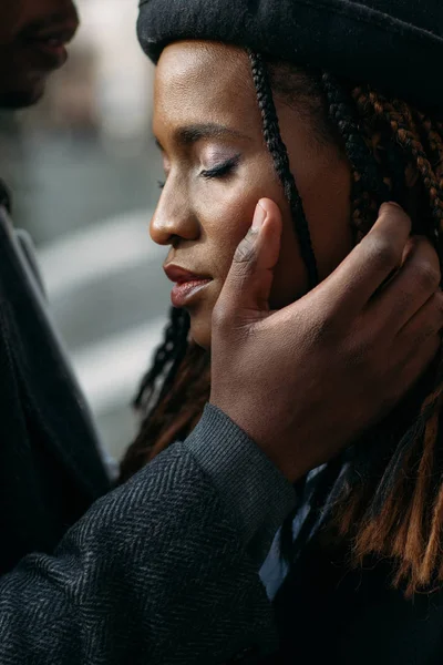 Zevkli aşk ilişkiler. Nazik dokunuş