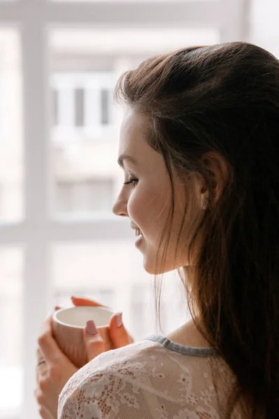 Buenos días con taza de bebida favorita — Foto de Stock