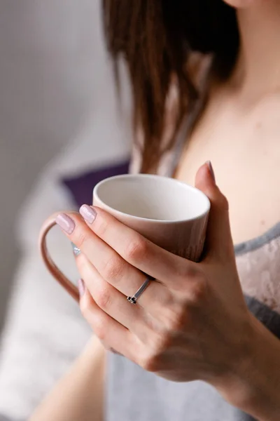 Buenos días con una taza de delicioso té — Foto de Stock