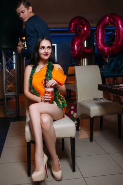 Yılbaşı partisinde romantik ruh hali