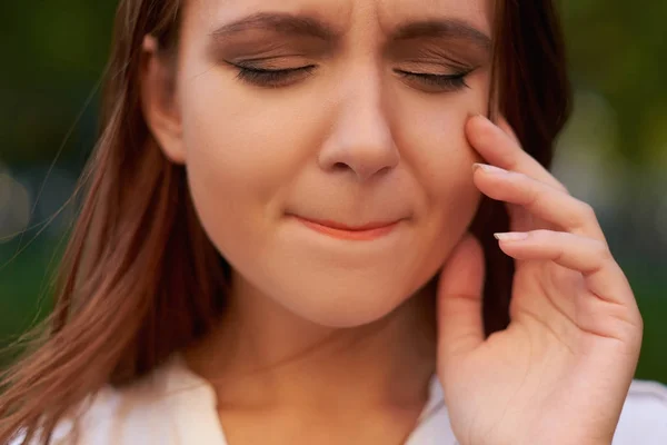 Woman with headache, migraine or stress. — Stock Photo, Image