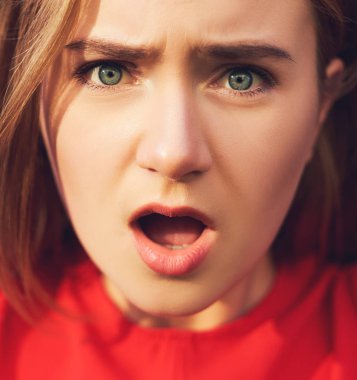 Hayal kırıklığı. Sürpriz kız