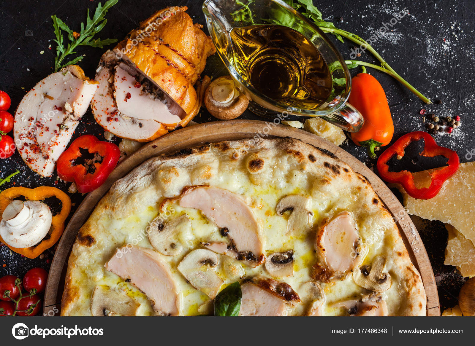 Tavuklu Mantarlı Pizza Tarifi Tavuklu Mantarlı Pizza Tarifi