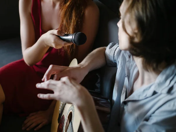 Entrevista periodista comunicación de medios de comunicación — Foto de Stock