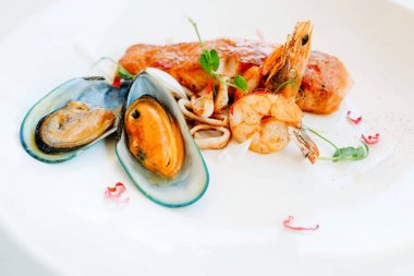 Deniz ürünleri kahvaltı restoran yemek tarifi
