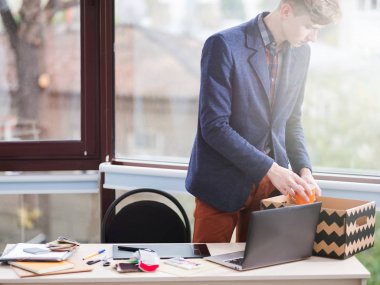 iş işten çıkarma artıklık başarısız kariyer ofisi