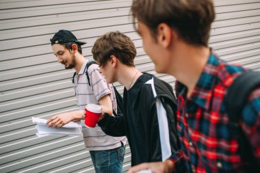 Sınav Hazırlık eğitim kentsel gençler