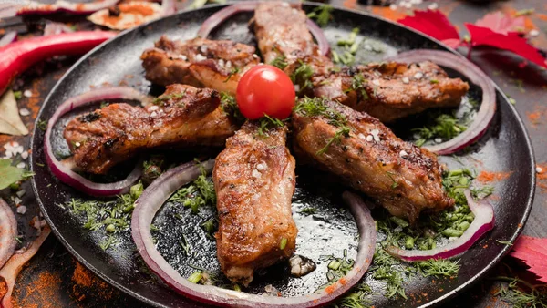 Miękkie mięso żebra gourmet restaurant danie — Zdjęcie stockowe