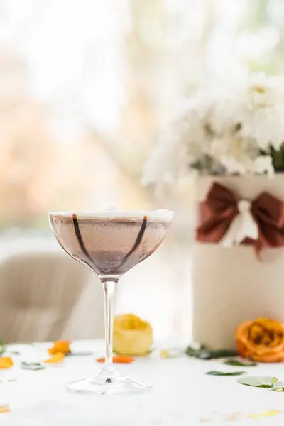 Läckra choklad mjölk cocktail recept. — Stockfoto