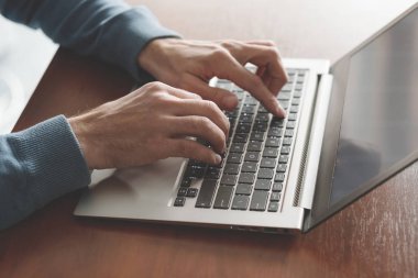 Programcı app kodlama yazılım geliştirici oluşturmak bu