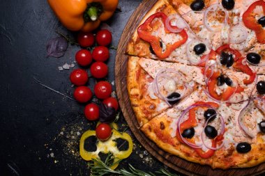 pizza tarifi organik maddeler Italyan Mutfagi