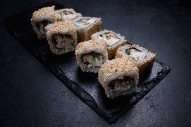yılan balığı suşi Japon Gıda Restoran susam rulo