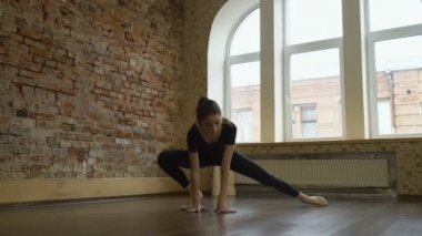 Spor fitness jimnastikçi eğitim esneklik egzersiz