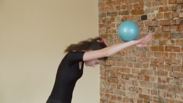 Sport-lifestyle-gymnastiek oefenen evenwicht — Stockvideo