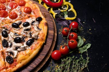 İtalyan gıda pizza sağlıklı beslenme sağlık diyet