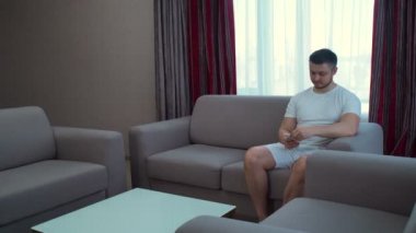 konuşan teknoloji iletişim telefon görüşmesi adam