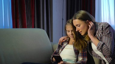 teknoloji Internet iletişim aile eğlence