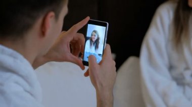 ev photoshoot adam kız çift eğlence