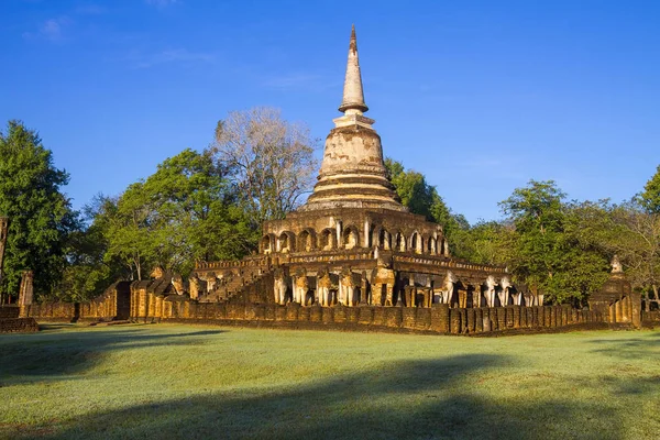 Pagoda Wat Chang Lom světla stínu moning — Stock fotografie