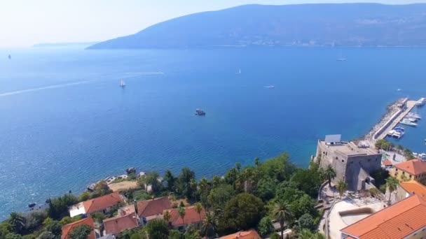 Karadağ, Herceg Novi, Boka Kotorska 3 havadan görünümü — Stok video