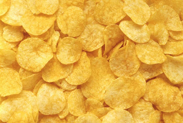 Friterade potatischips — Stockfoto