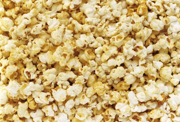 Popcorn on baking paper — Stock Photo, Image