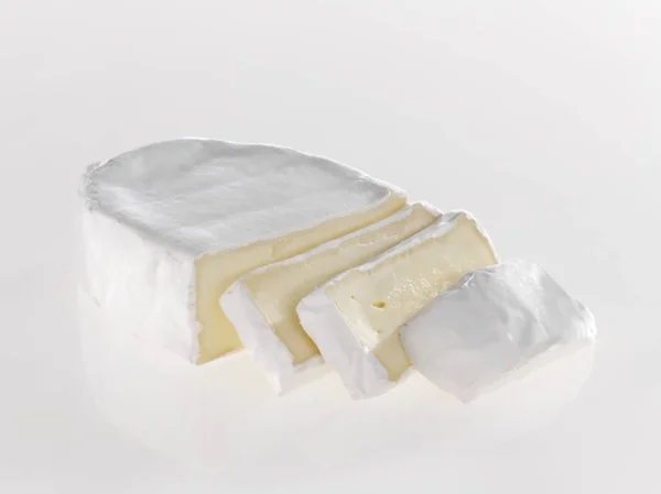 Zachte kaas gesneden — Stockfoto